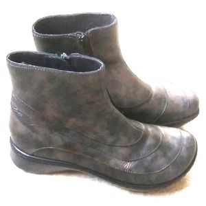 Naot Tellin Black Pearl leather size 38  7.5/8